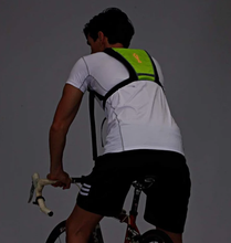 Carregar imagem no visualizador da galeria, COLETE LED REFLEXIVO PARA CICLISTAS